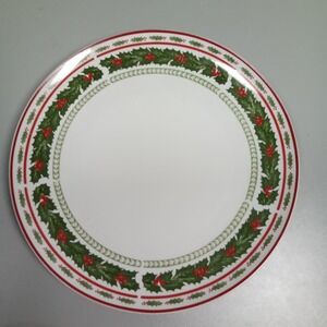 Lefton Japan Christmas Holly Berry Dinner Plate Vintage 1055 White Red Green 10"